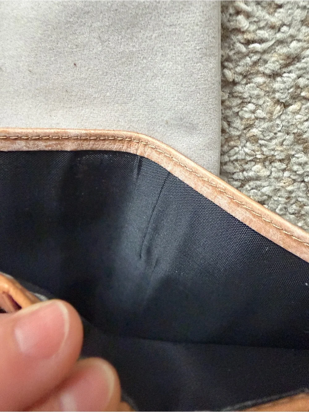 Moterm Veg Tanned Leather Weeks Cover